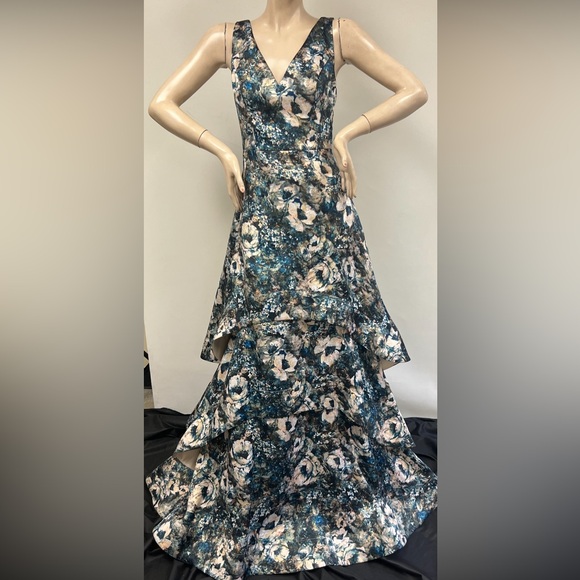 Aidan Mattox Dresses & Skirts - Aidan Mattox shutters sleeveless print double V-Neck long  gown